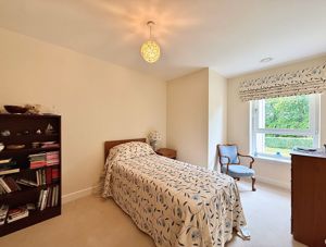 Photo 15- click for photo gallery